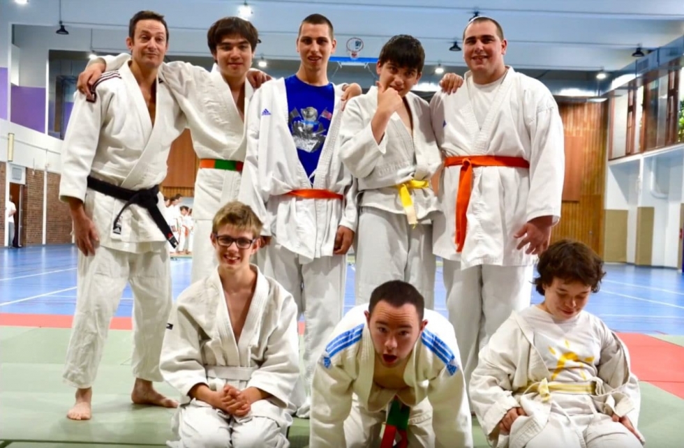 [ <i class='fa fa-video-camera'></i> Vidéo ] Les cours de judo adapté